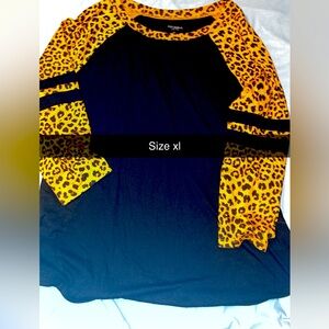 Never worn, perfect top for a casual night out!